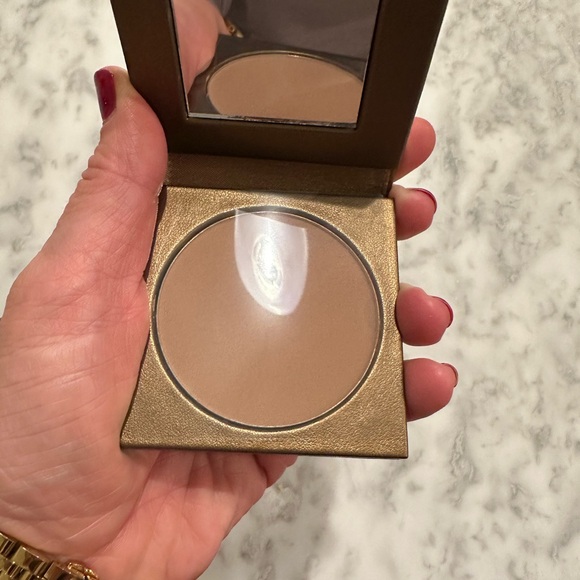 New Tarte Amazonian clay waterproof bronzer Park Ave Princess - Picture 4 of 4
